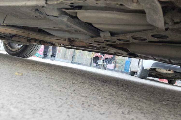 Used Infiniti QX70 2013 3.7L Standard Edition Chassis Rear Left
