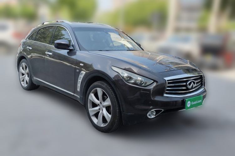 Used Infiniti QX70 2013 3.7L Standard Edition Front Right 45 Deg