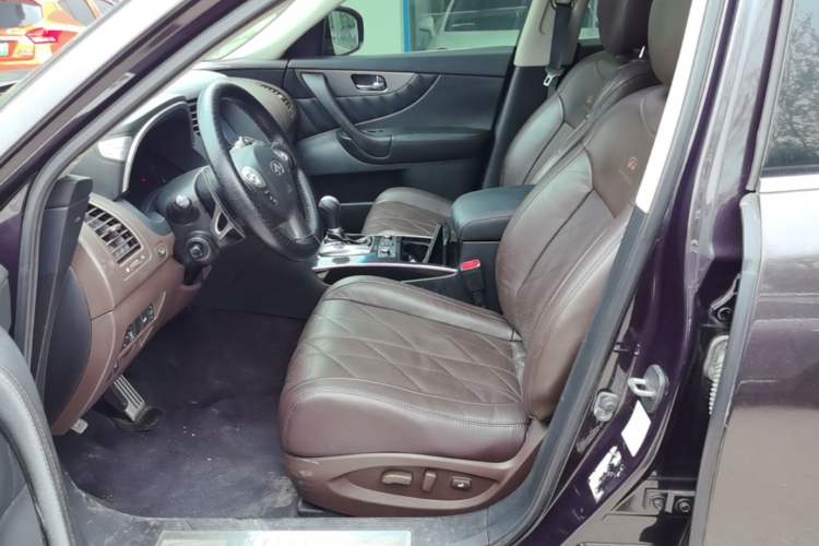 Used Infiniti QX70 2013 3.7L Standard Edition Left Front Seat