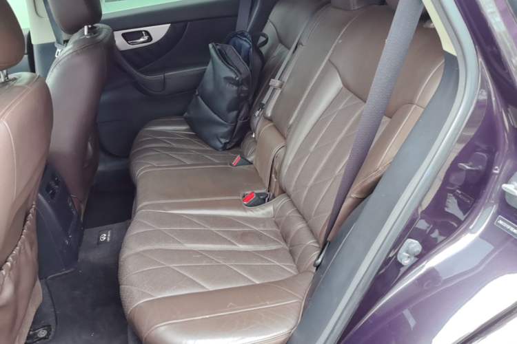 Used Infiniti QX70 2013 3.7L Standard Edition Left Rear Seat
