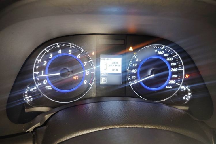 Used Infiniti QX70 2013 3.7L Standard Edition Instrument Cluster