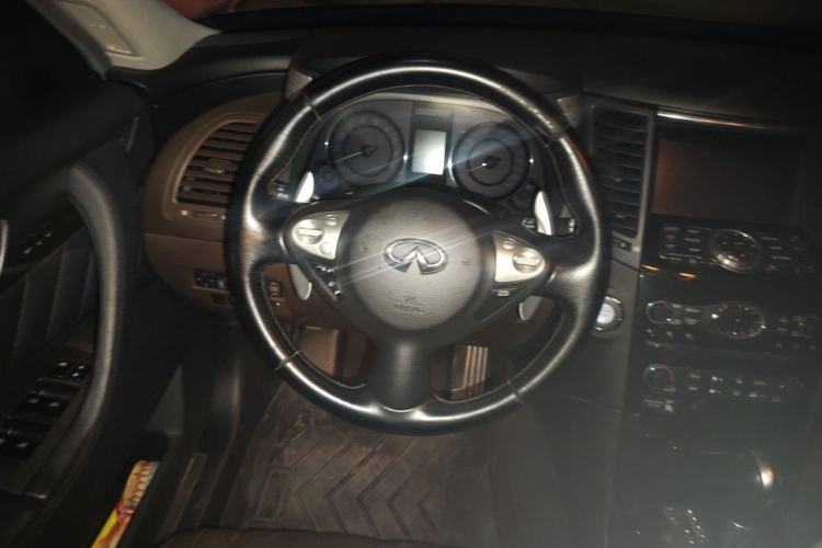 Used Infiniti QX70 2013 3.7L Standard Edition Steering Wheel