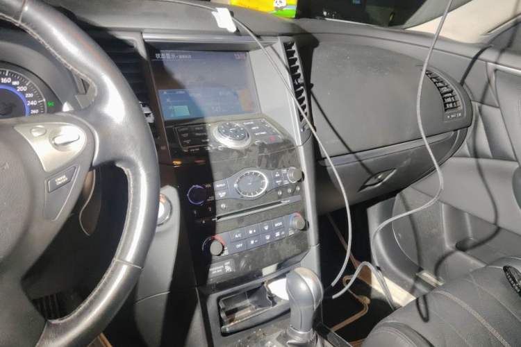 Used Infiniti QX70 2013 3.7L Standard Edition Audio And AC Panel