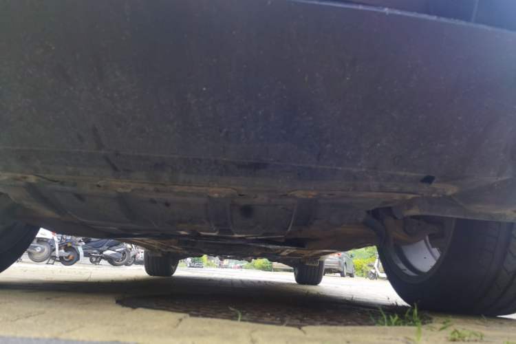 Used Infiniti QX70 2013 3.7L Standard Edition Chassis Front