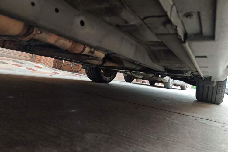 Used Infiniti QX70 2013 3.7L Standard Edition Chassis Front Left