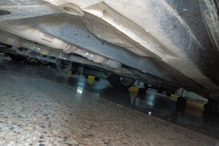 Used Infiniti QX70 2013 3.7L Standard Edition Chassis Front Left