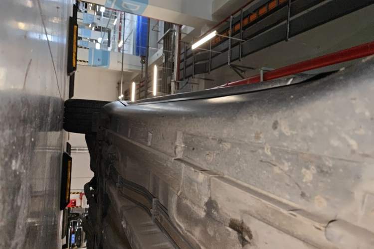 Used Infiniti QX70 2013 3.7L Standard Edition Chassis Front Right