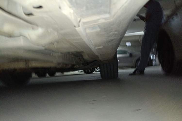 Used Infiniti QX70 2013 3.7L Standard Edition Chassis Rear Right