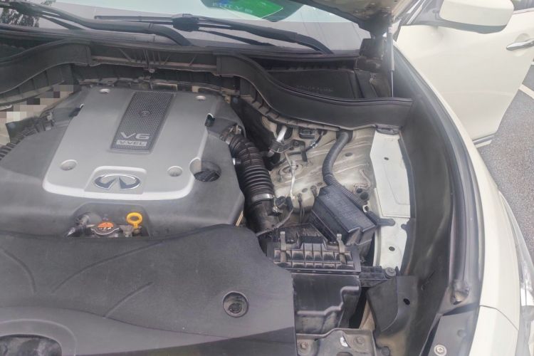 Used Infiniti QX70 2013 3.7L Supreme Edition Engine Bay Left