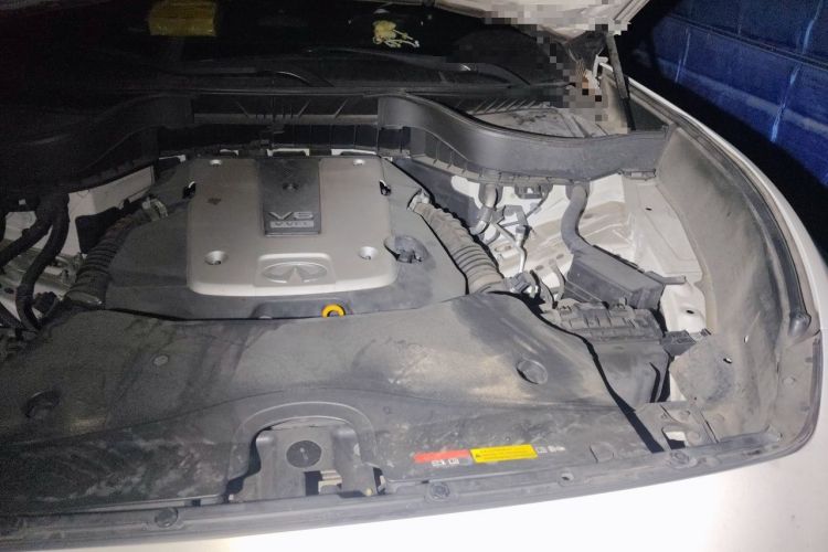 Used Infiniti QX70 2013 3.7L Standard Edition Engine Bay Left