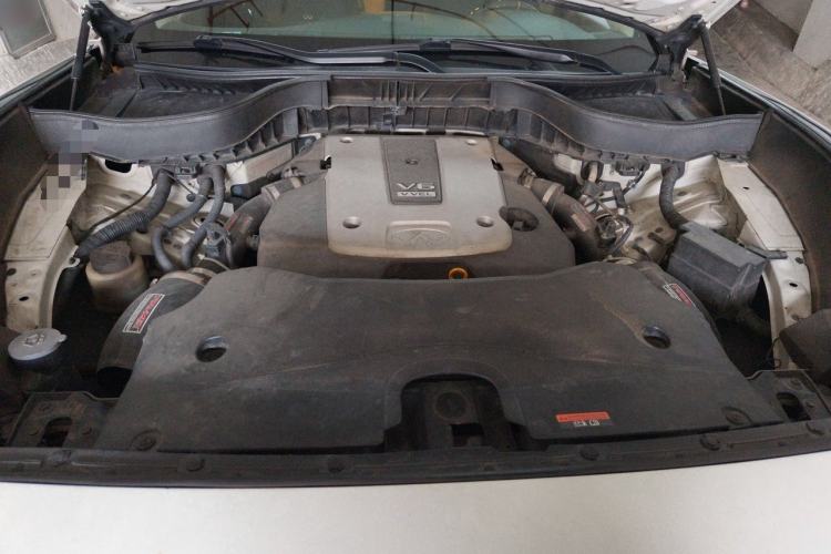 Used Infiniti QX70 2013 3.7L Supreme Edition Engine Bay