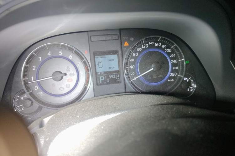 Used Infiniti QX70 2013 3.7L Standard Edition Instrument Cluster