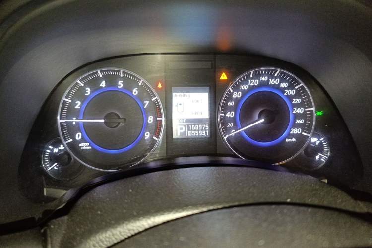 Used Infiniti QX70 2013 3.7L Standard Edition Instrument Cluster