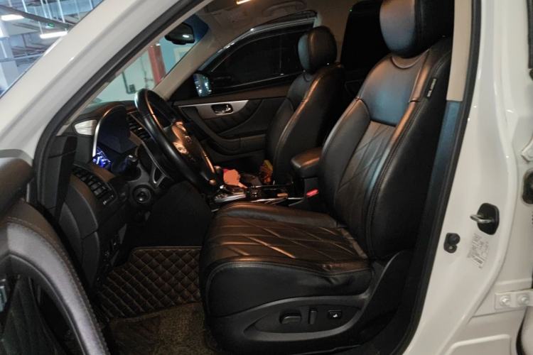 Used Infiniti QX70 2013 3.7L Standard Edition Left Front Seat