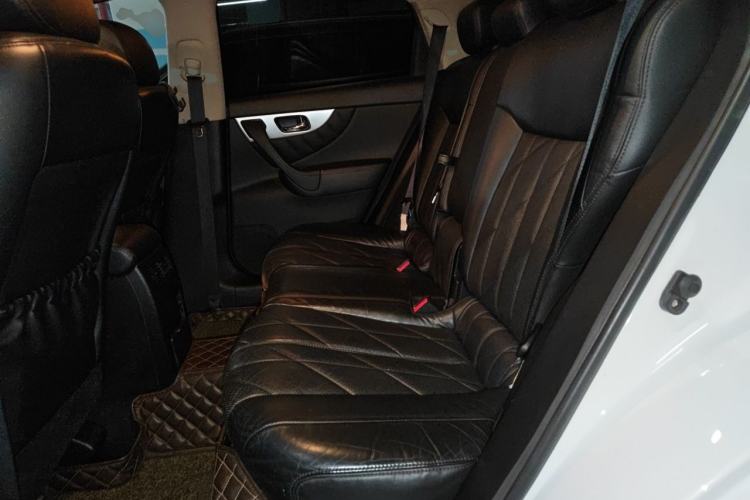 Used Infiniti QX70 2013 3.7L Standard Edition Left Rear Seat