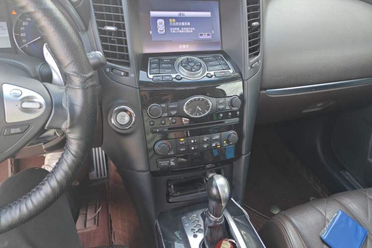 Used Infiniti QX70 2013 3.7L Standard Edition Audio And AC Panel