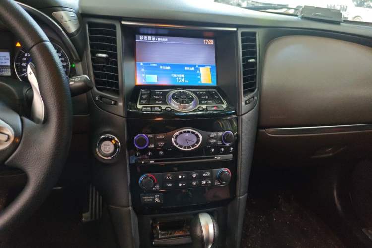 Used Infiniti QX70 2013 3.7L Standard Edition Audio And AC Panel