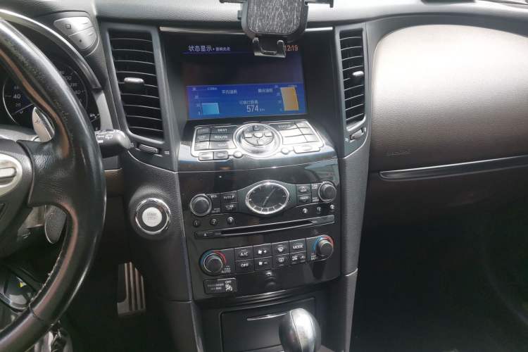 Used Infiniti QX70 2013 3.7L Standard Edition Audio And AC Panel