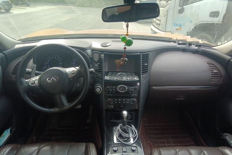 Used Infiniti QX70 2013 3.7L Standard Edition Center Console
