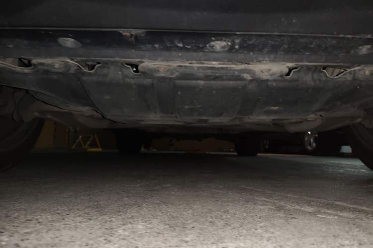 Used Infiniti QX70 2013 3.7L Standard Edition Chassis Front