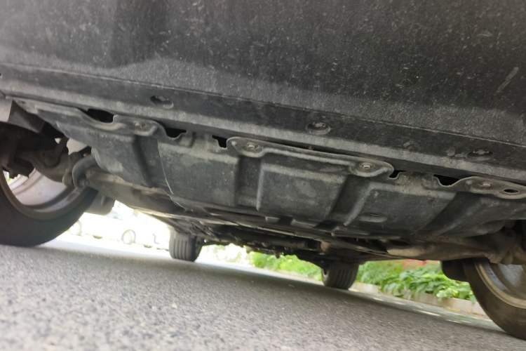 Used Infiniti QX70 2013 3.7L Standard Edition Chassis Front