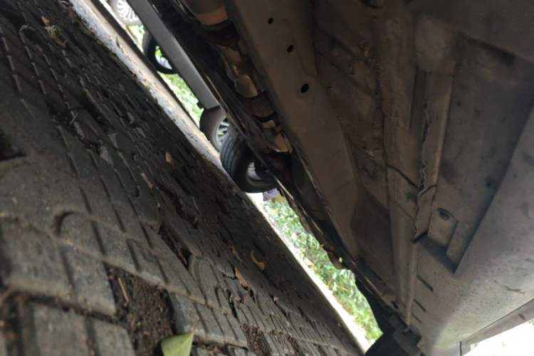 Used Infiniti QX70 2013 3.7L Standard Edition Chassis Front Left