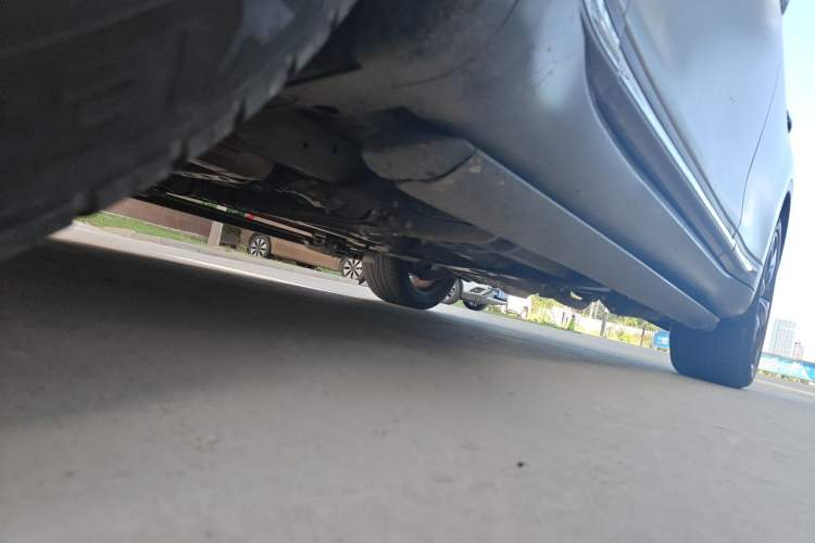Used Infiniti QX70 2013 3.7L Standard Edition Chassis Front Left