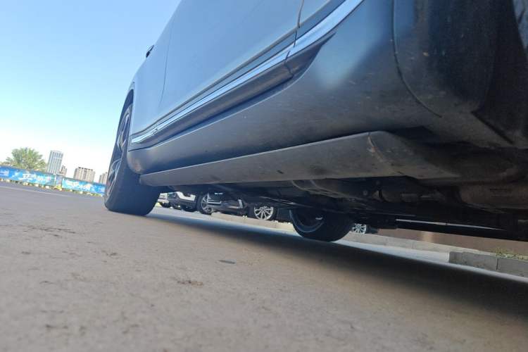 Used Infiniti QX70 2013 3.7L Standard Edition Chassis Front Right