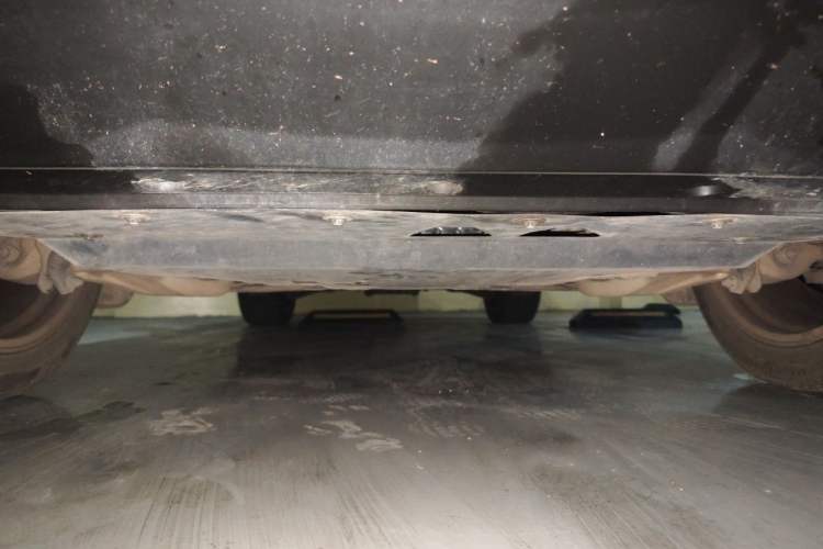 Used Infiniti QX70 2013 3.7L Standard Edition Chassis Front