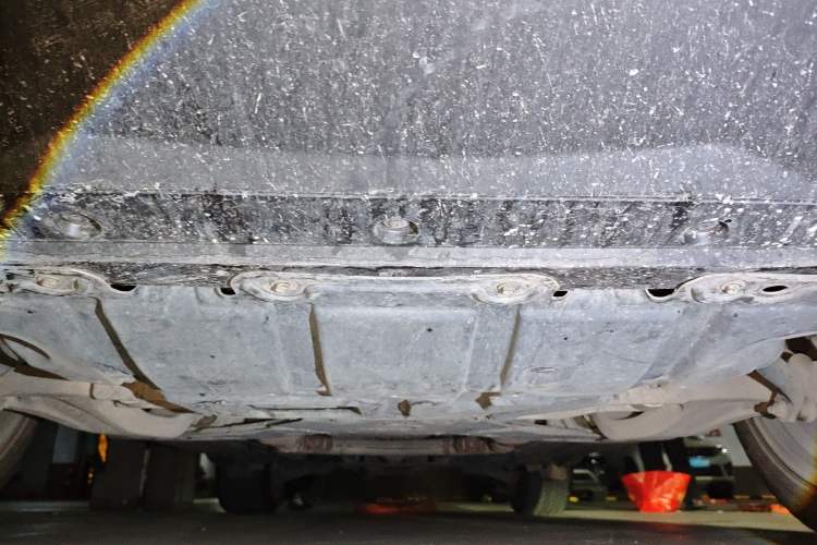 Used Infiniti QX70 2013 3.7L Standard Edition Chassis Front