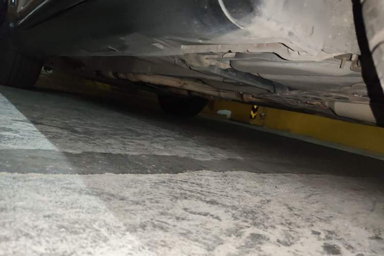 Used Infiniti QX70 2013 3.7L Standard Edition Chassis Rear Left