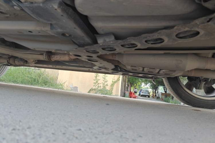 Used Infiniti QX70 2013 3.7L Standard Edition Chassis Rear Left