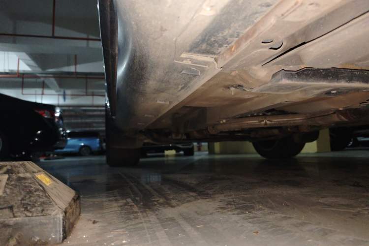 Used Infiniti QX70 2013 3.7L Standard Edition Chassis Rear Left