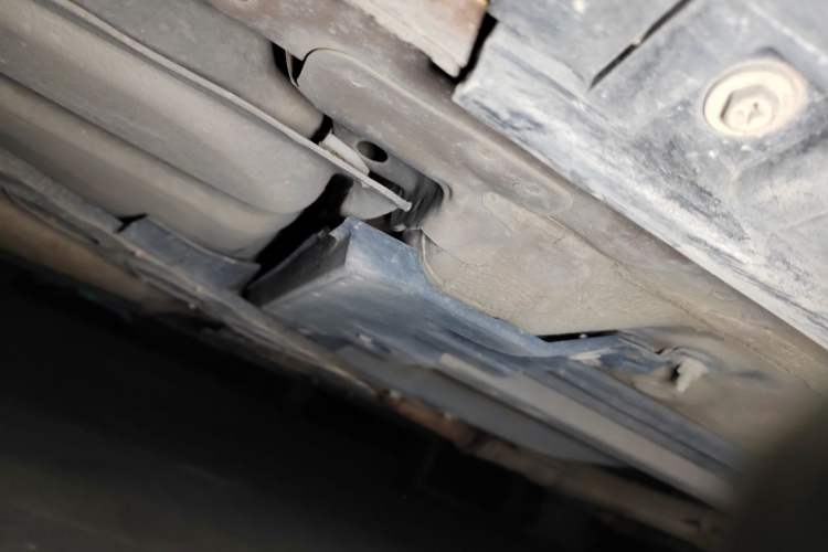 Used Infiniti QX70 2013 3.7L Standard Edition Chassis Rear Right