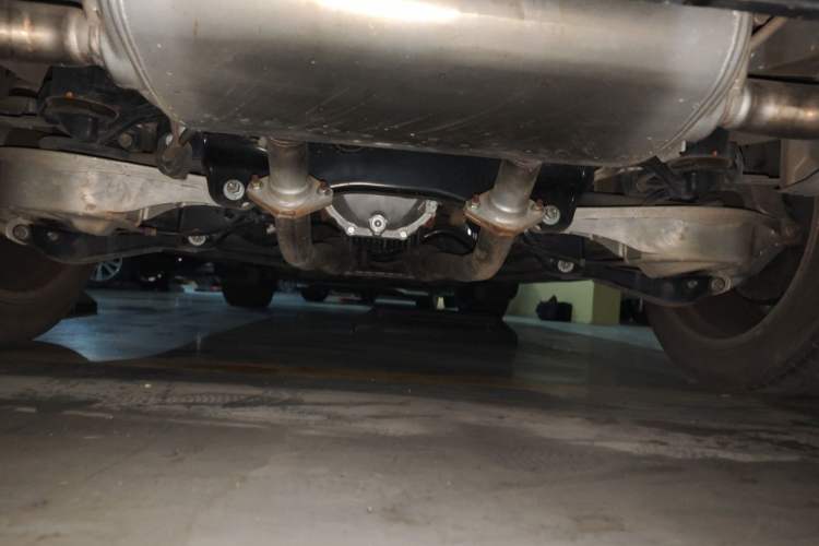 Used Infiniti QX70 2013 3.7L Standard Edition Chassis Rear