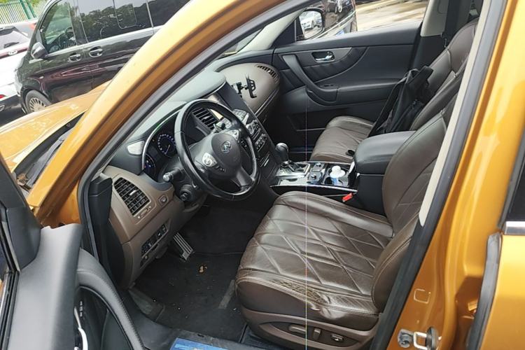 Used Infiniti QX70 2013 3.7L Supreme Edition Driver Seat