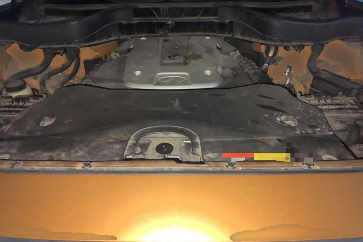 Used Infiniti QX70 2013 3.7L Standard Edition Engine Bay