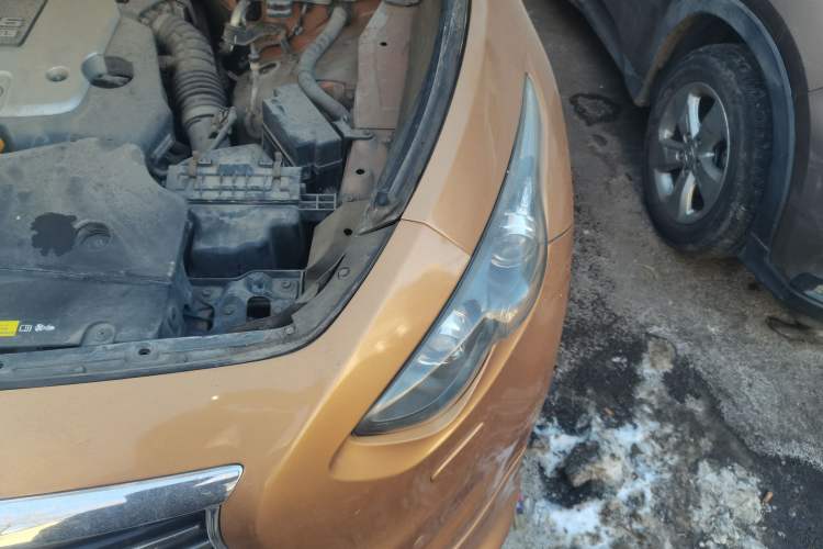 Used Infiniti QX70 2013 3.7L Standard Edition Engine Bay Left