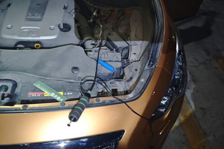 Used Infiniti QX70 2013 3.7L Standard Edition Engine Bay Left