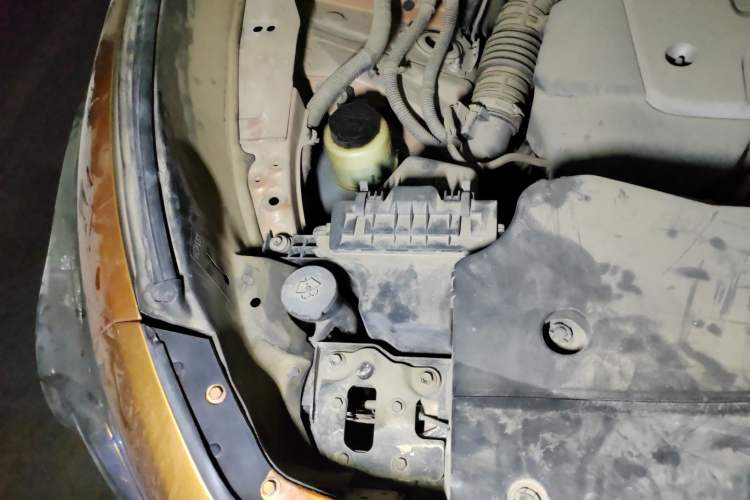 Used Infiniti QX70 2013 3.7L Standard Edition Engine Bay Right