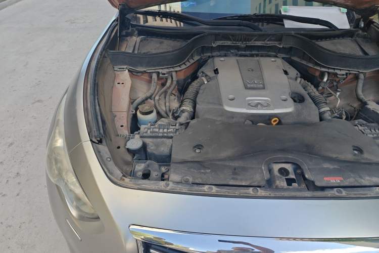 Used Infiniti QX70 2013 3.7L Standard Edition Engine Bay Right