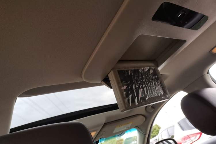 Used Infiniti QX70 2013 3.7L Supreme Edition Headliner
