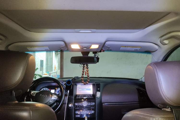 Used Infiniti QX70 2013 3.7L Standard Edition Headliner