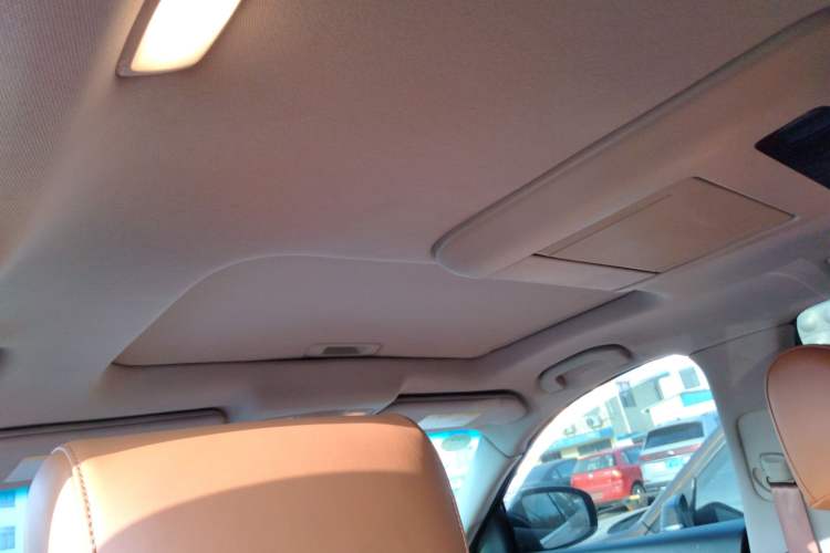 Used Infiniti QX70 2013 3.7L Supreme Edition Headliner