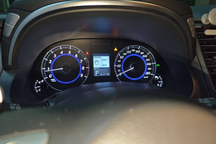 Used Infiniti QX70 2013 3.7L Supreme Edition Instrument Cluster