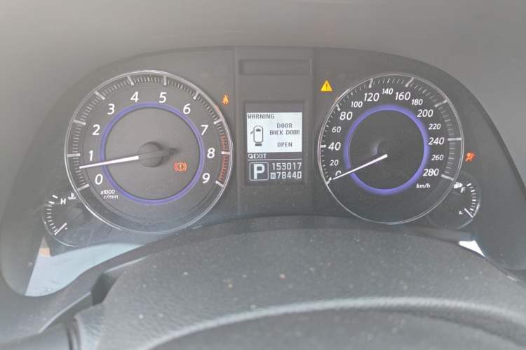 Used Infiniti QX70 2013 3.7L Standard Edition Instrument Cluster