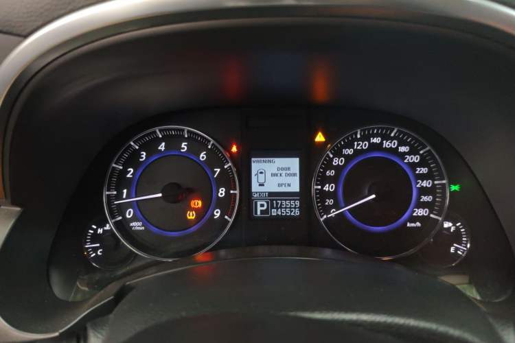 Used Infiniti QX70 2013 3.7L Standard Edition Instrument Cluster