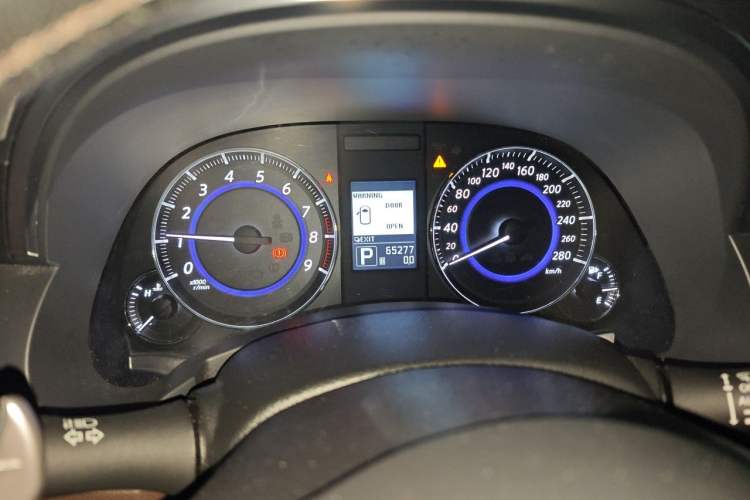 Used Infiniti QX70 2013 3.7L Standard Edition Instrument Cluster
