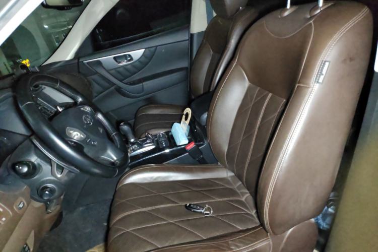 Used Infiniti QX70 2013 3.7L Standard Edition Left Front Seat