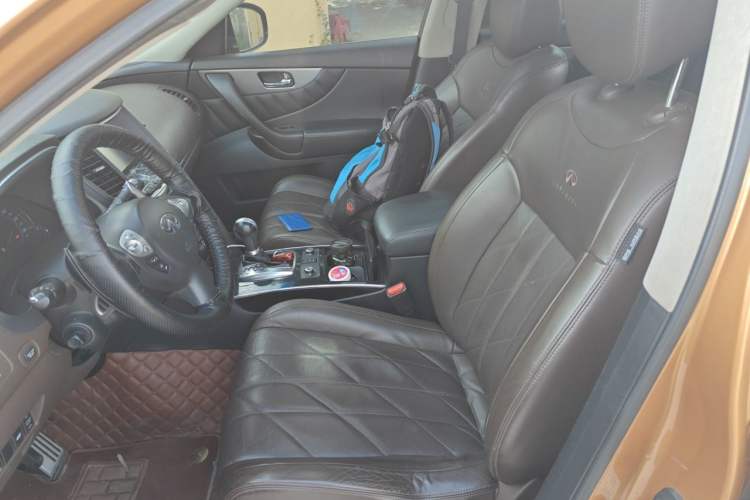 Used Infiniti QX70 2013 3.7L Standard Edition Left Front Seat